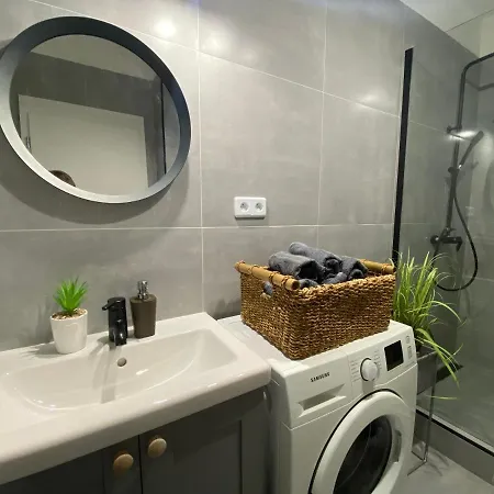 Apartment Concordia - Private Parking And Balcony *