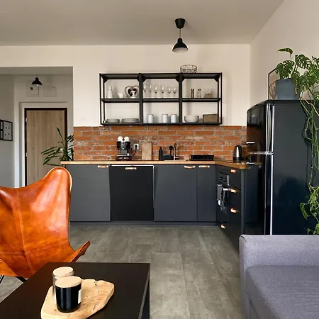 Concordia - Private Parking And Balcony