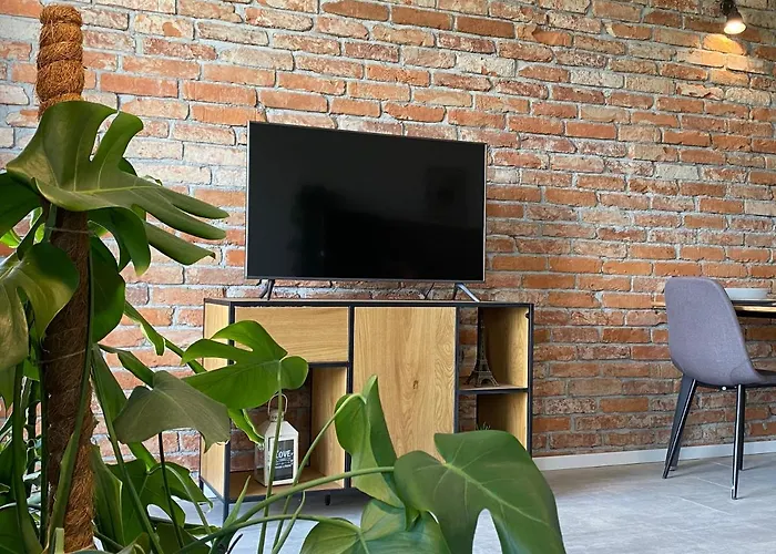 Concordia - Private Parking And Balcony Apartment *