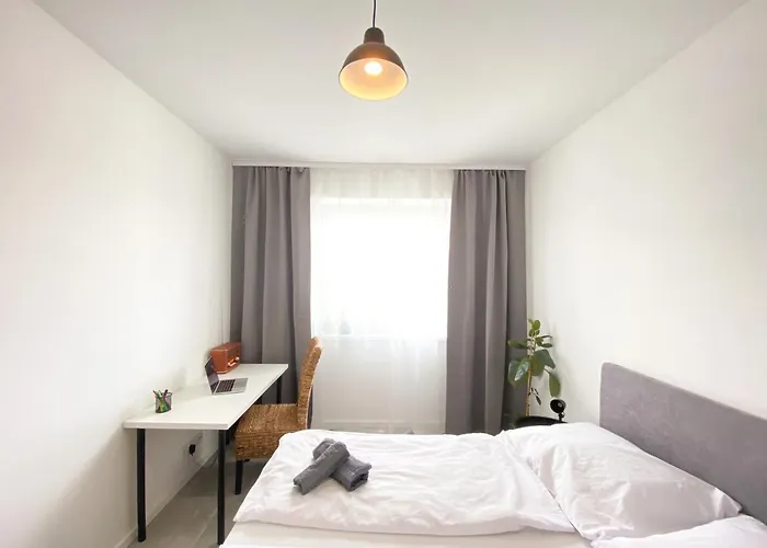 Apartment Concordia - Private Parking And Balcony *